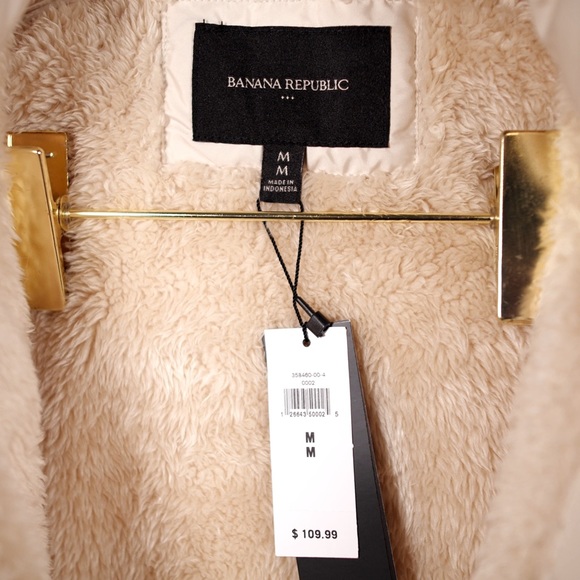 Banana Republic puff vest jacket. - Picture 2 of 4